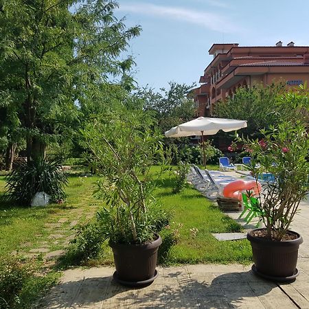 Family Hotel Magnolia Sluneční pobřeží Exteriér fotografie