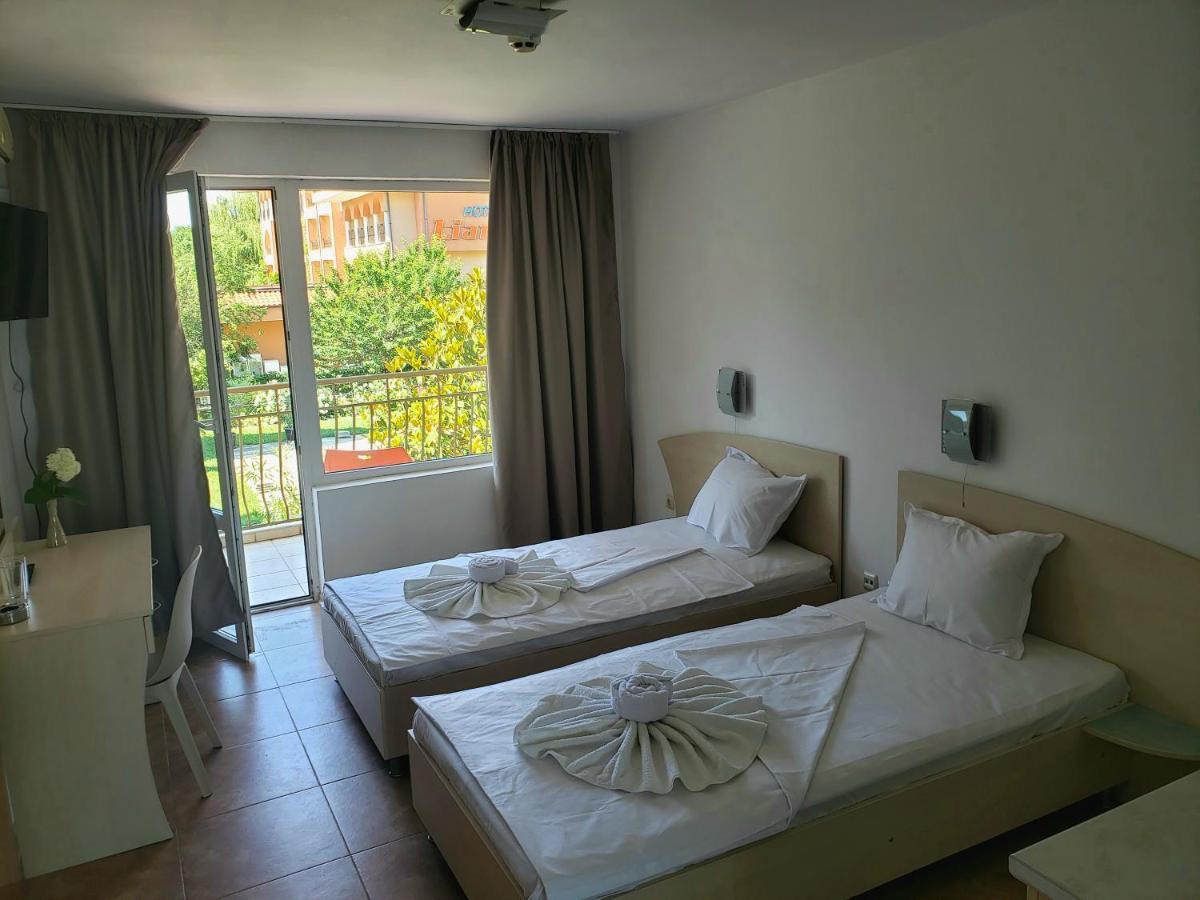 Family Hotel Magnolia Sluneční pobřeží Exteriér fotografie