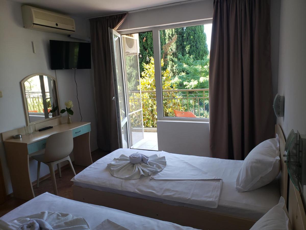 Family Hotel Magnolia Sluneční pobřeží Exteriér fotografie